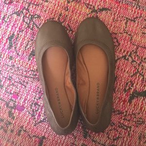 NWT Emmie lucky brand flat